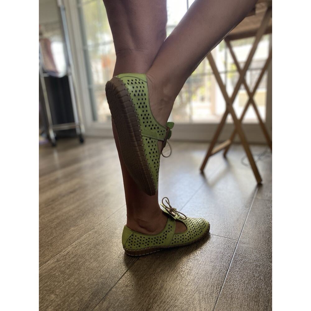 SPRING STEP Sunflowery Lime Green Leather Flats shoes 7-7.5 EU 38 - Picture 2 of 8